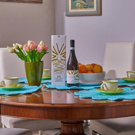 Garda Blue Lake Home Luxury Appartment デセンツァーノ・デル・ガルダ エクステリア 写真