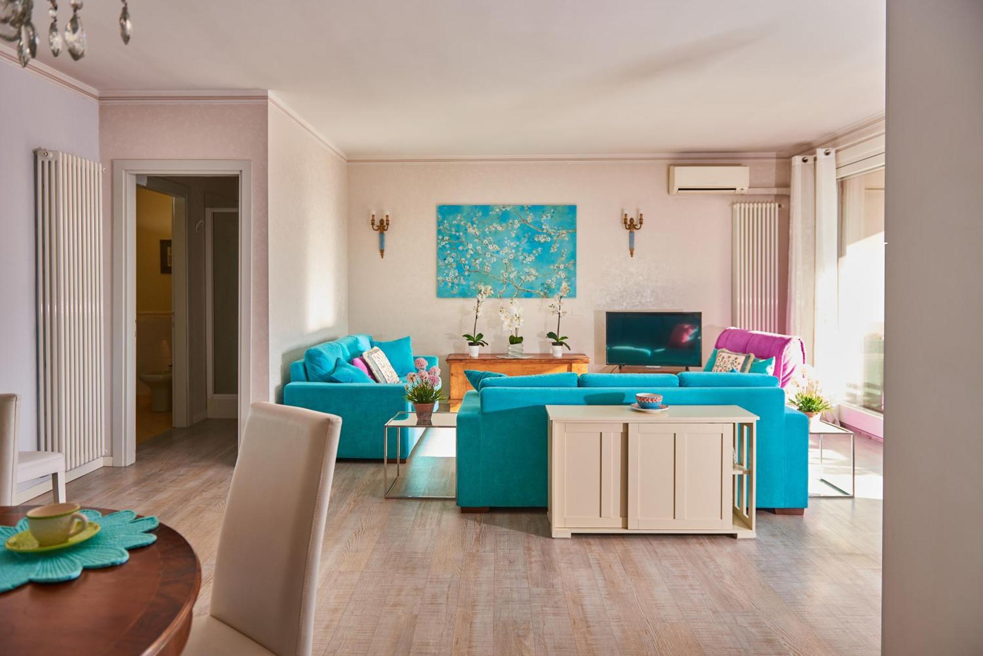 Garda Blue Lake Home Luxury Appartment デセンツァーノ・デル・ガルダ エクステリア 写真