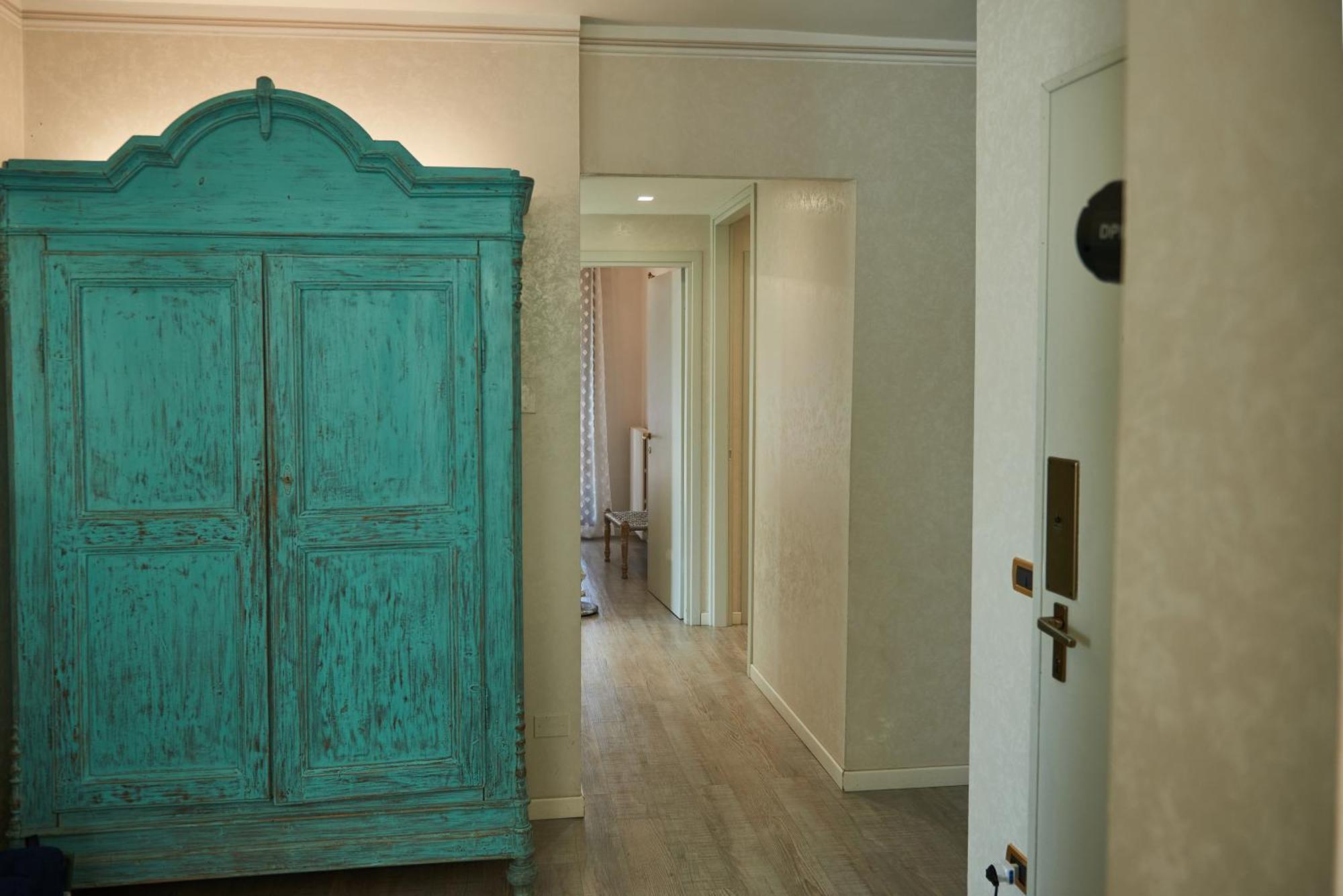 Garda Blue Lake Home Luxury Appartment デセンツァーノ・デル・ガルダ エクステリア 写真